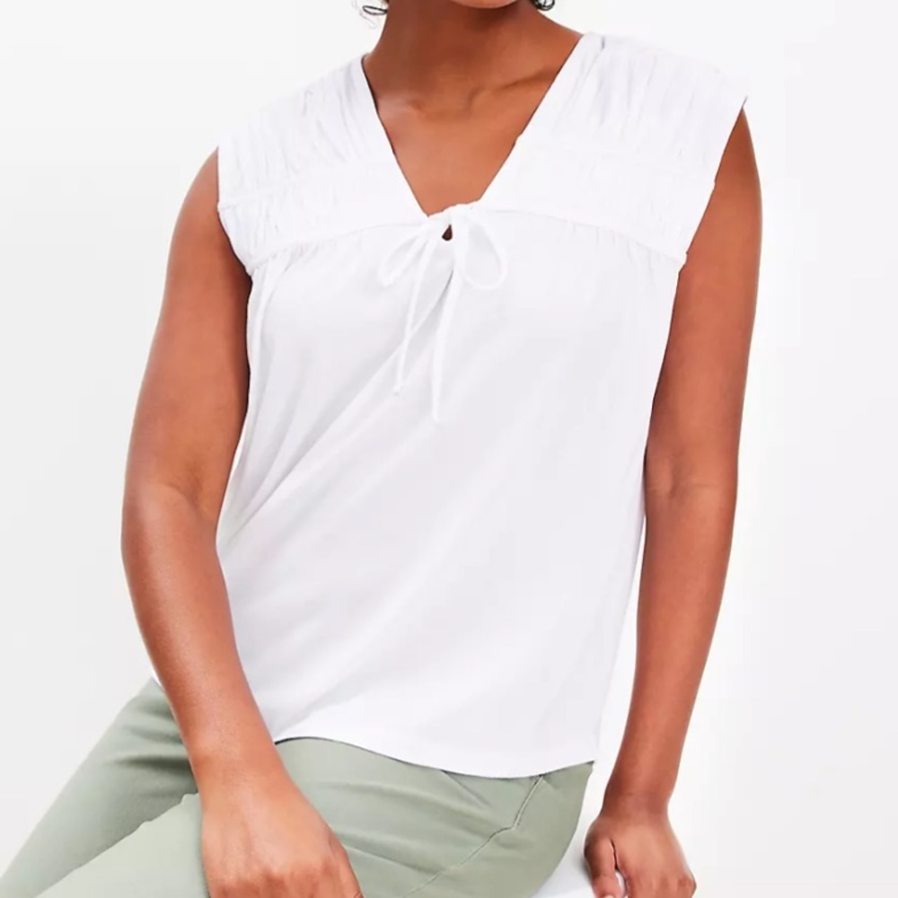 LOFT Shirred Tie Neck Top White Women’s size XL NWT